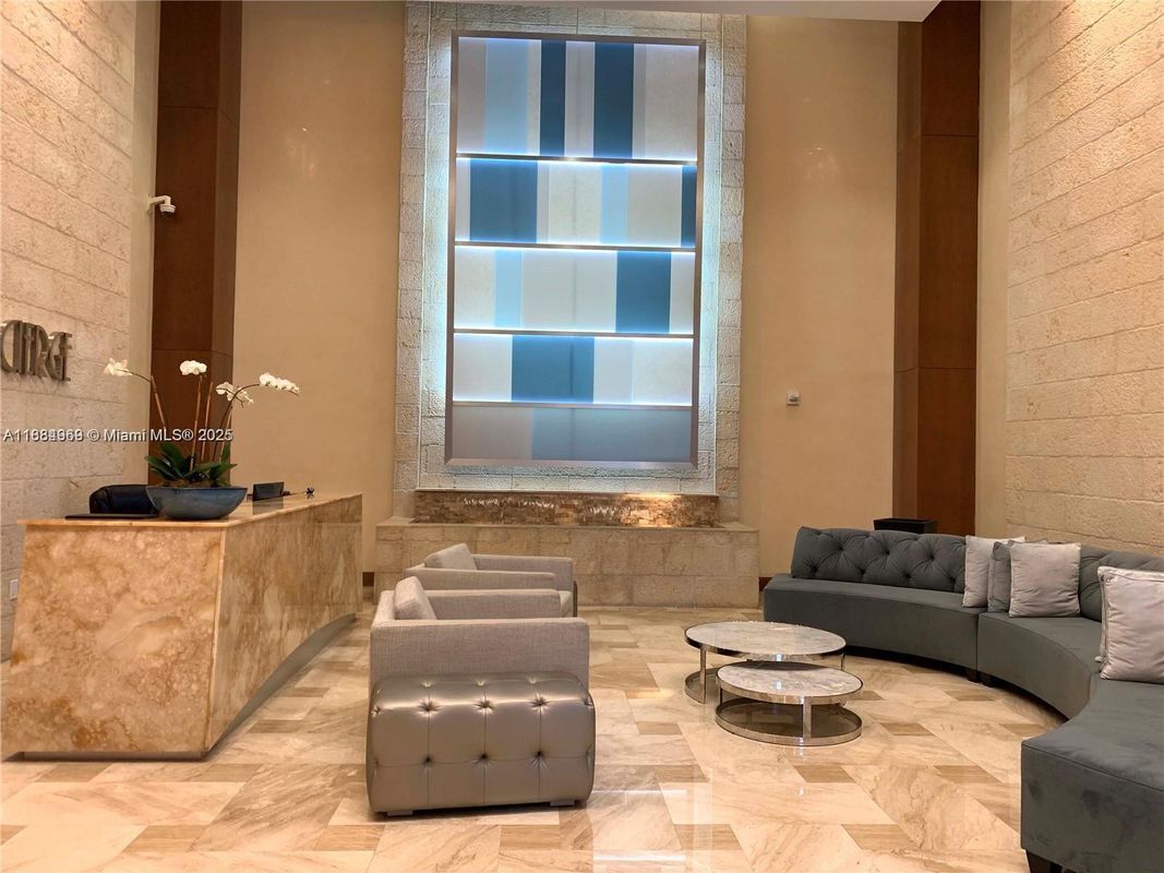 Photo - 31 SE 5th St