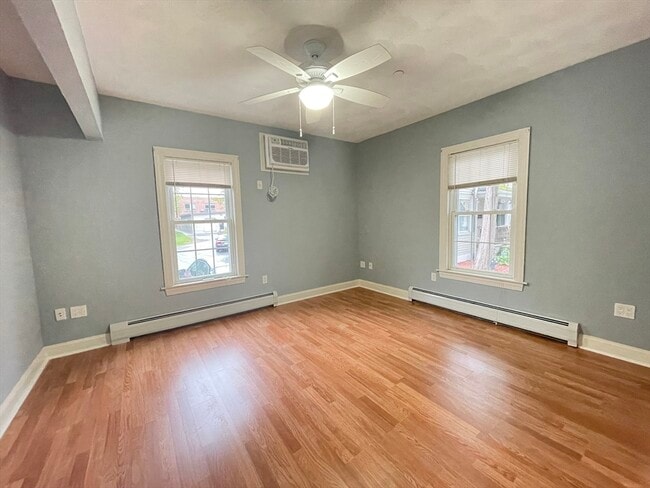 Photo - 79 Pleasant St Unidad 2