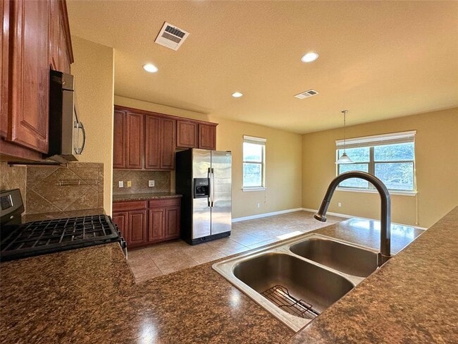 321 Braylen Cove