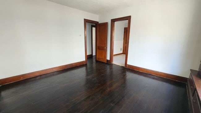 Photo - 10401 Homeworth Ave Unit Down