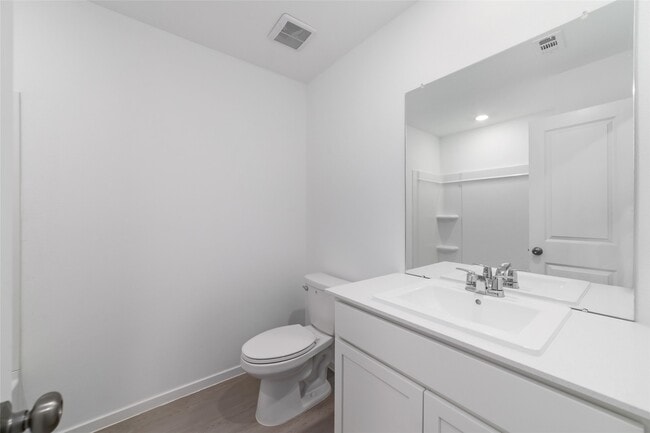 3064 Huntersville Dr