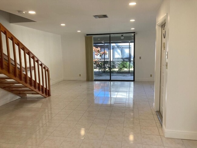 Photo - 7710 Lago Del Mar Dr