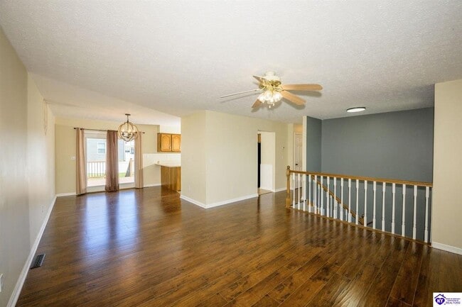 Photo - 413 Ridgecrest Rd