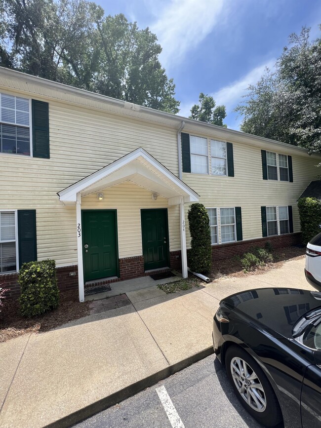 Photo - 2520 Graves Rd