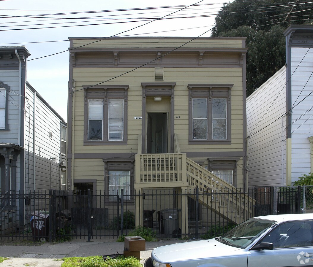 Photo - 1028 Willow St