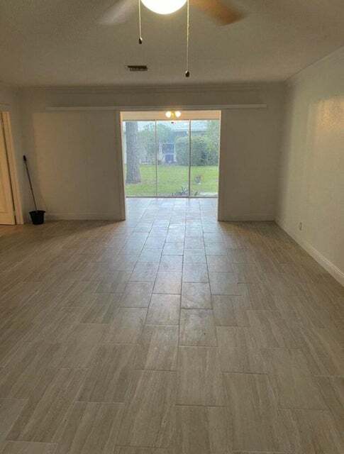 Photo - 192 Cape Cod Cir