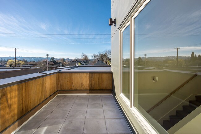 Photo - 2457 SE Ankeny St