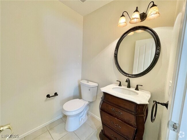 Building Photo - 20 Staghorn St Rental