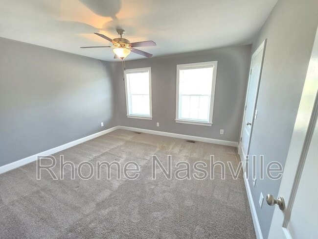 Photo - 401 Caldwell Dr Unit 5