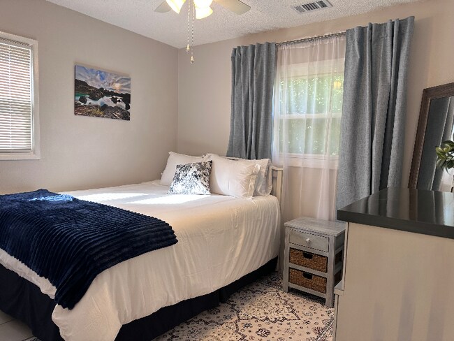 Photo - 11 W Doris Dr