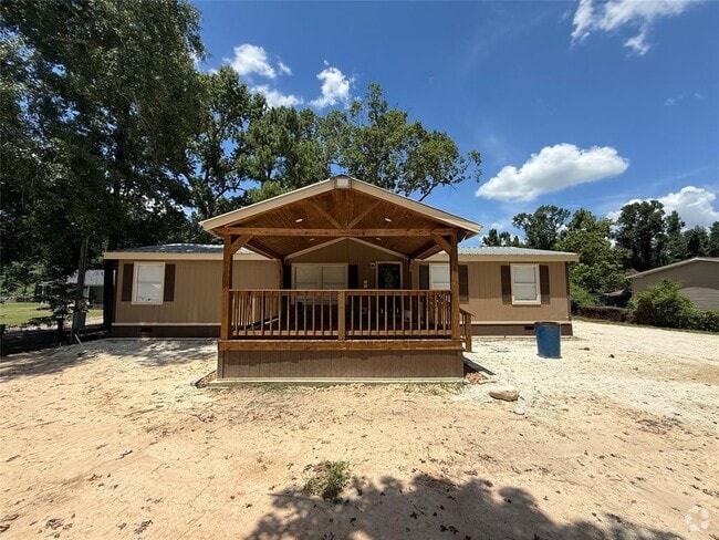 Building Photo - 16767 Oak Knoll Dr Rental