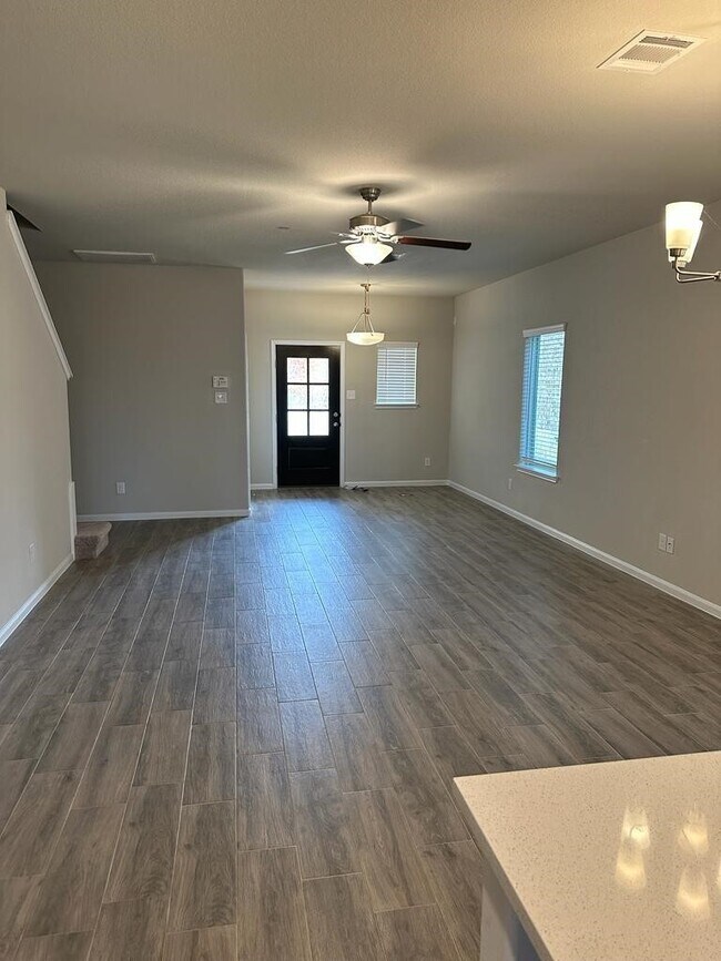 Photo - 1222 Obispo Ct