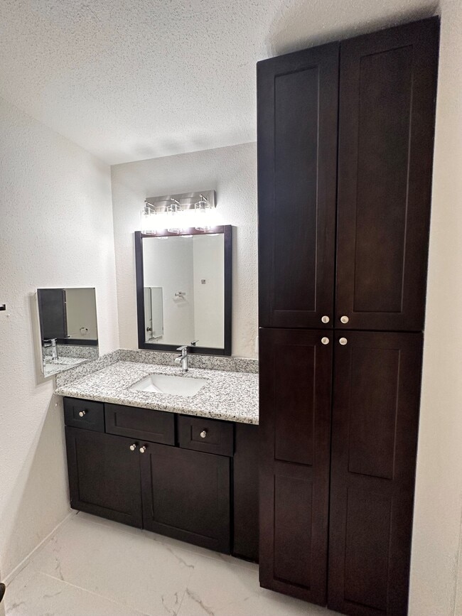 Porter Plaza Apartments Porter, TX