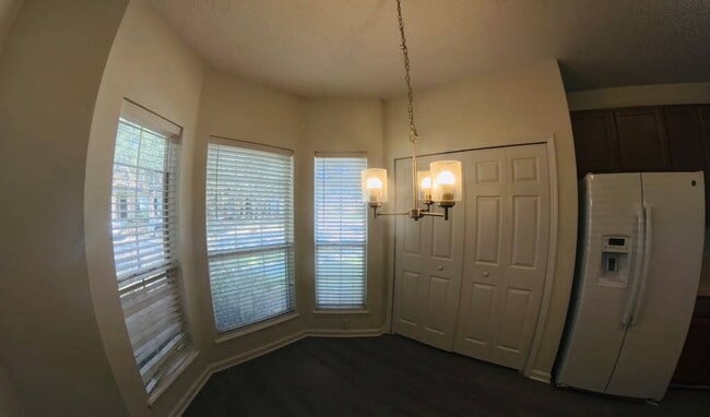 Photo - 515 Hopewell Dr