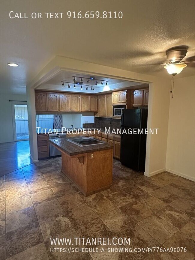 Photo - 8213 Fox Meadow Pl