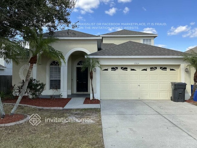 Building Photo - 11504 Village Brook Dr