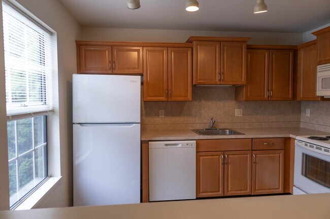 Photo - 50 Ramsgate Ln