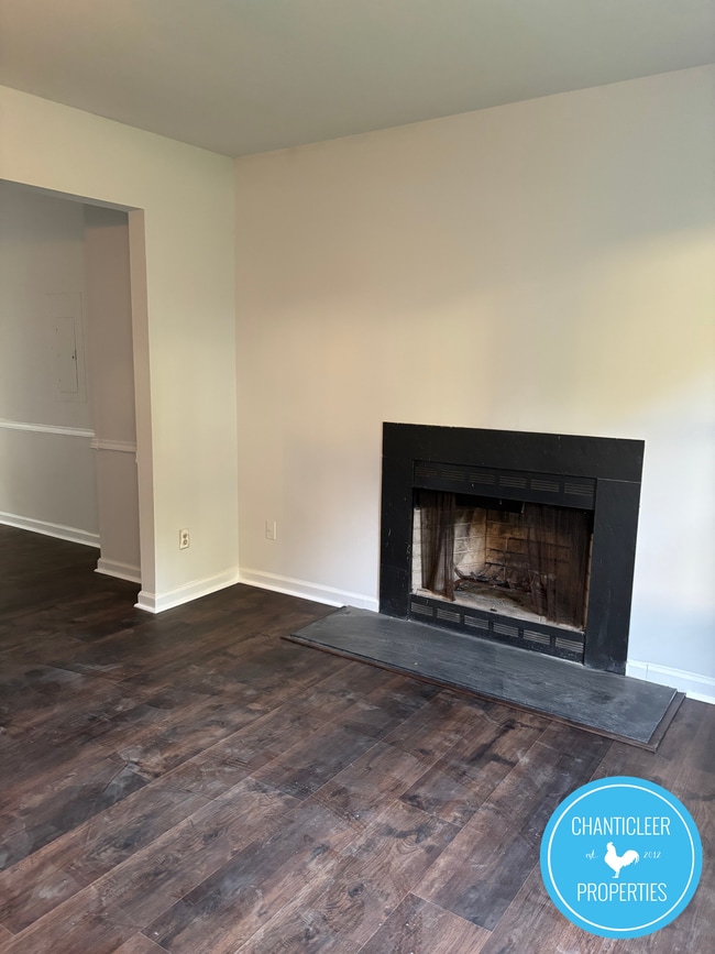 Photo - 6 Lord Foxley Ct