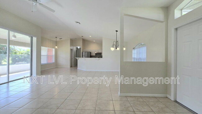 Photo - 342 NE 17th St