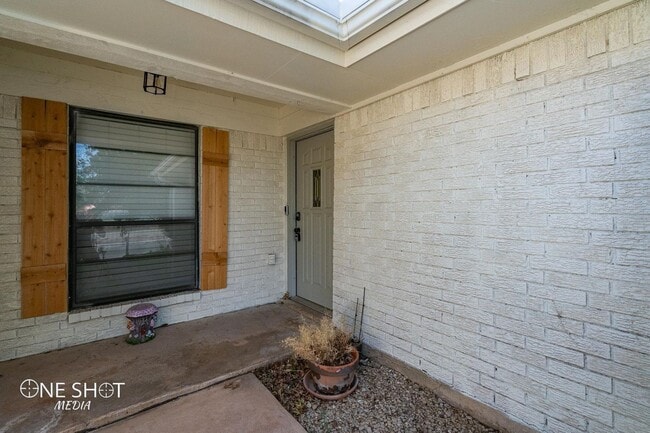 Photo - 3216 Chimney Rock Rd