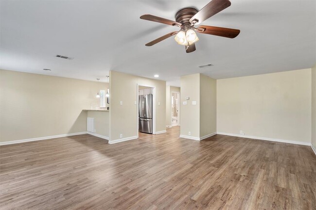 Photo - 6810 Deatonhill Dr Unit 108