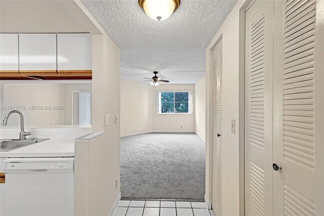 Photo - 9901 Westview Dr Unit 325