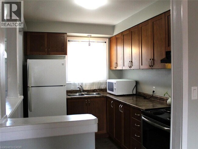 Photo - 11 Colmar Pl