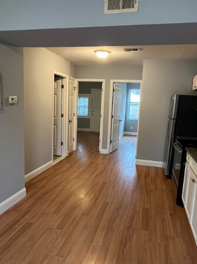 Photo - 433 Atlantic St SE Unidad #2