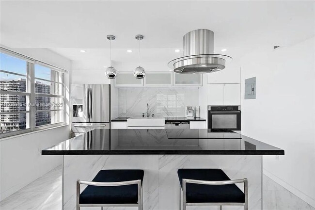 Building Photo - 2 bedroom in Aventura FL 33160 Rental
