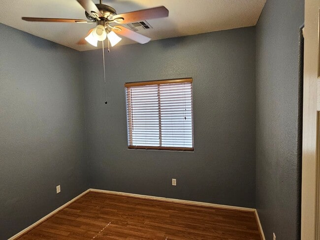 Photo - Great 1670 sq ft 4 bd 2 bathroom home in l...