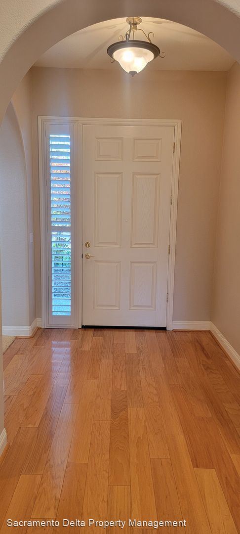 Photo - 2 br, 2 bath House - 2534 Heritage Park Lane