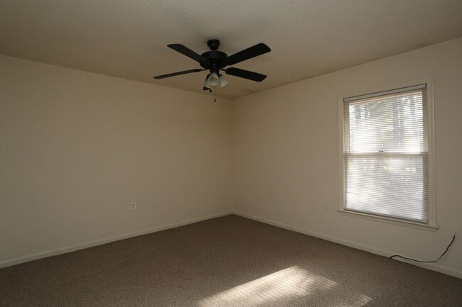 Photo - 140 Lanier Dr Unit 126