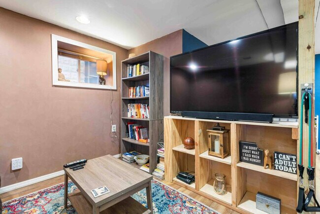 Photo - 1510 85th St Unidad ID1314966P