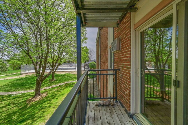 Photo - $1,340.95 - 1 Bed, 1 Bath Condo in Denver with In Unit Laundry! Unit G16