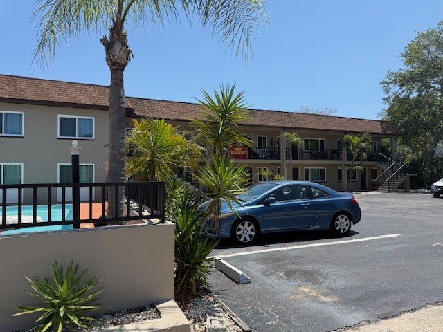 411 S Nimbus Ave Unit 4
