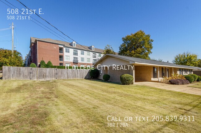 Photo - 508 21st St E