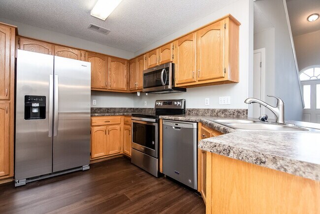 Photo - 9761 Dogwood Ct W