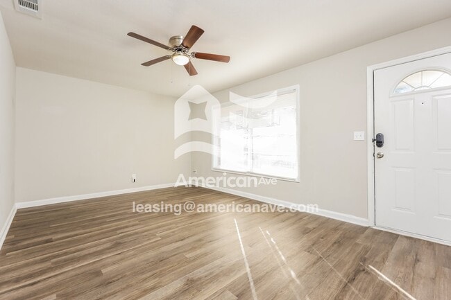 Photo - 5905 Luna Dr