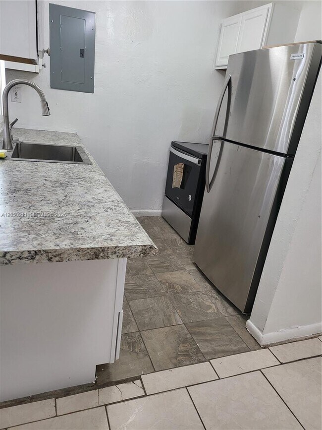 755 NW 84th St