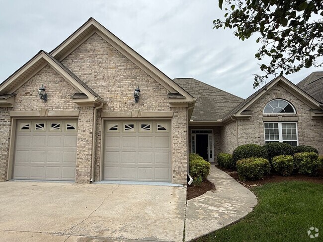Building Photo - 2 Bedroom Townhome for Rent in Stonewall F...