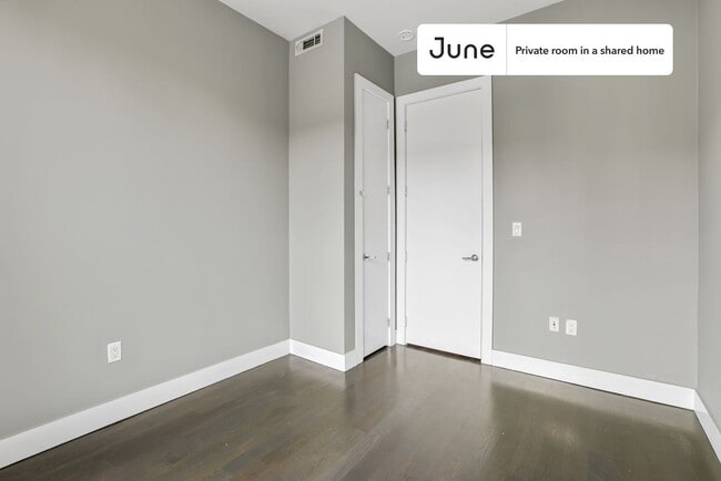 Room in Shared 4 bed/2 bath home in Crown Heights