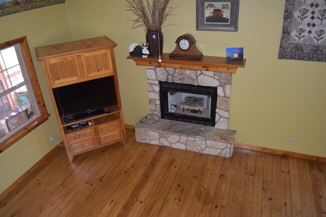 Photo - 58 Dillard Pl