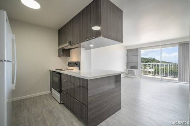 Photo - Fully Remodeled 1BR/1BA/1PKG Unit in Waialae Gardens (Kahala)