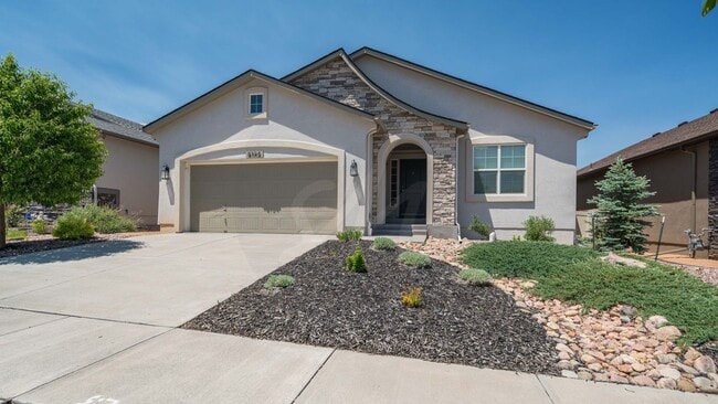 Stunning Walk out Ranch Style Home in Cumb... - Stunning Walk out Ranch Style Home in Cumb...