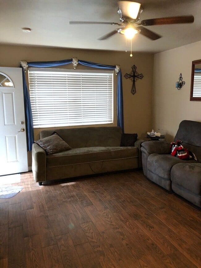 2221 Alton Pl Unit 2221