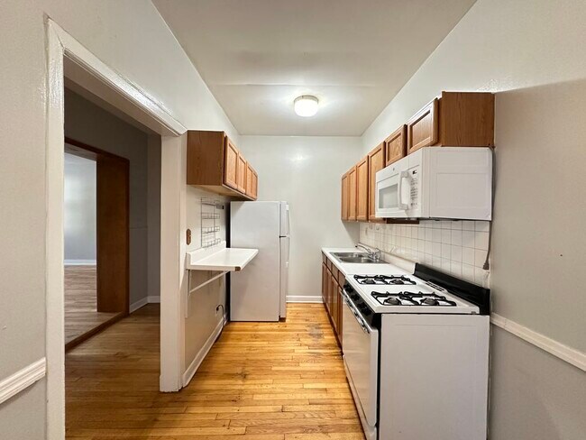 Photo - 1034 W George St Unidad 100