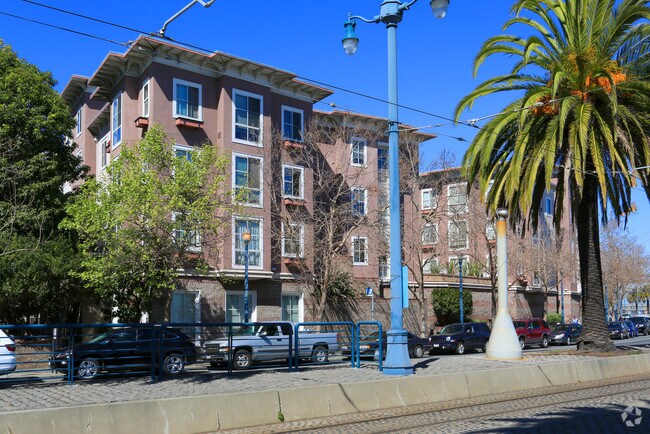 Steamboat Point Apartments - Steamboat Point Apartments