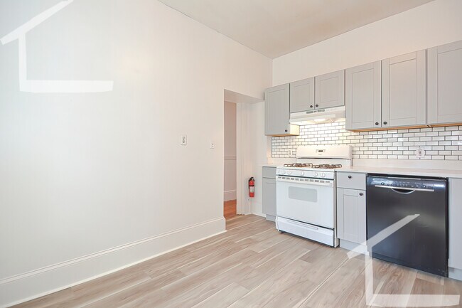 Photo - 51 Brackett St Unidad 2