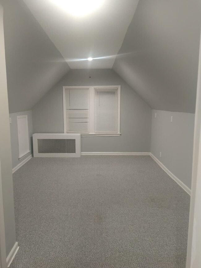 Photo - 121 W 28th St Unit 3