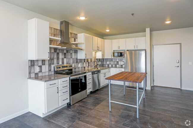 Interior Photo - Sheyenne 32 East - Residential Rental